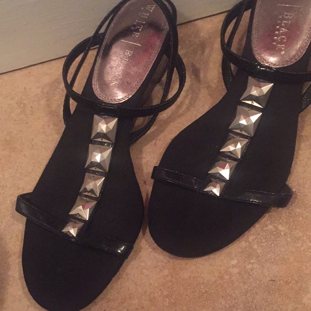 Black wedge shoes with studs